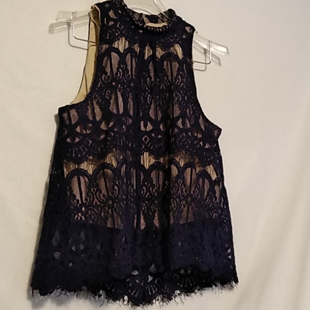 love, FIRE Lace Sleeveless Top